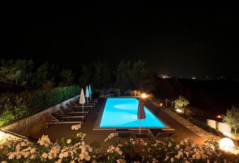 شقة غرفة واحدة, Borgo Crispiero