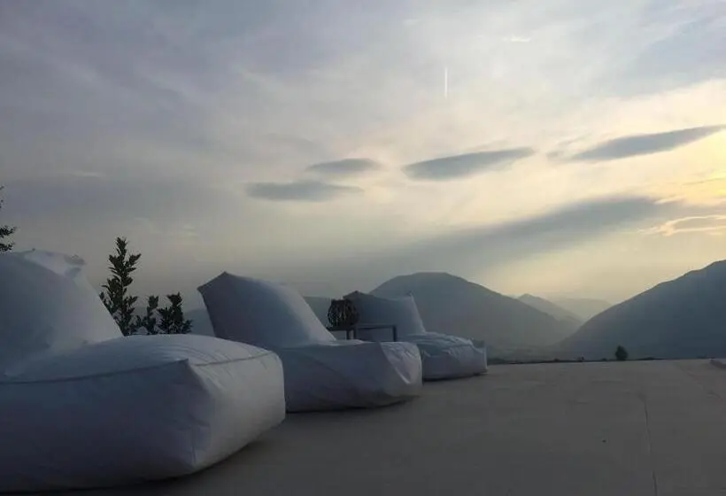 キングサイズベッドのデラックススイート, Borgo Crispiero