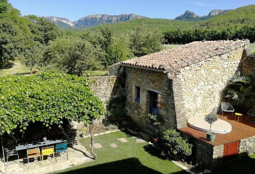 Номер Стандарт с Террасой, Le Mas Bellane