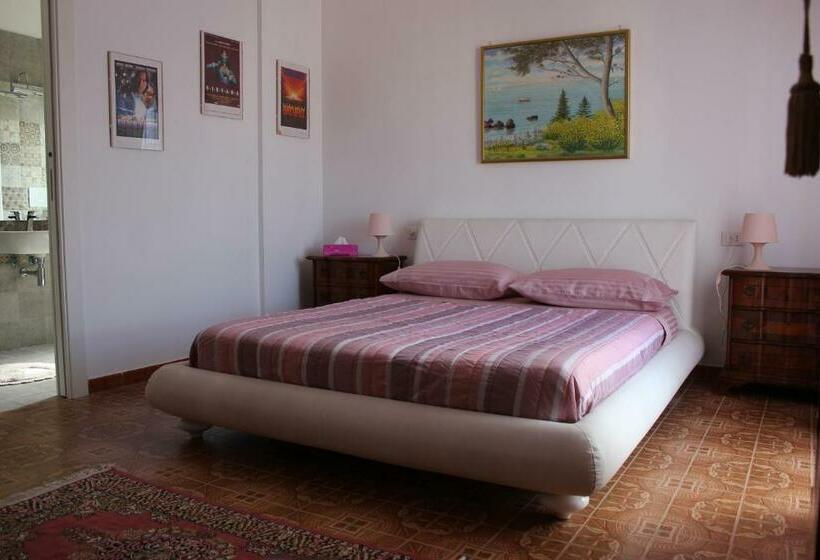 Номер Deluxe, Odeon Rooms