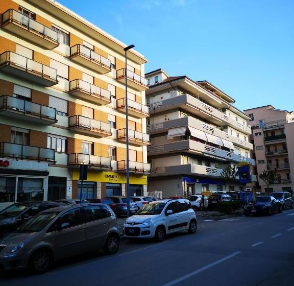 חדר סטנדרט, Odeon Rooms