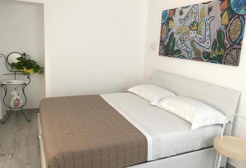 キングサイズベッドのスタンダードルーム, Sikulè