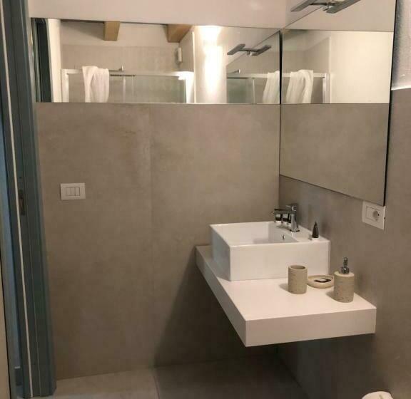 디럭스 룸, Perdass