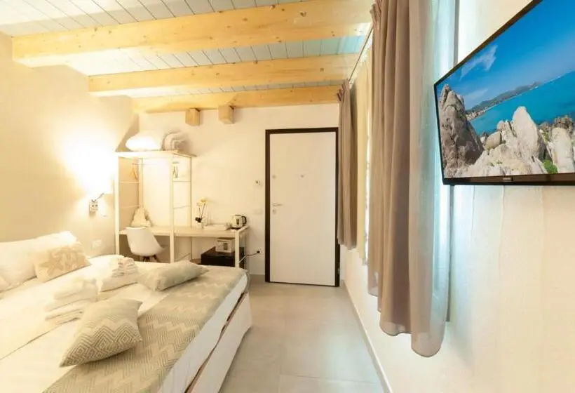 Habitació Deluxe, Perdass