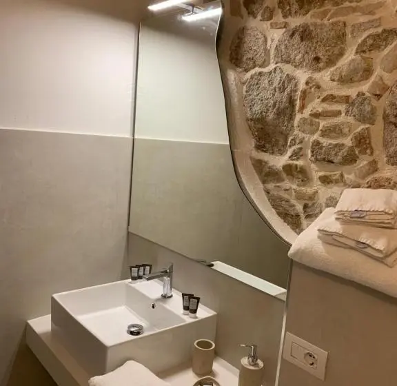 Habitació Superior, Perdass
