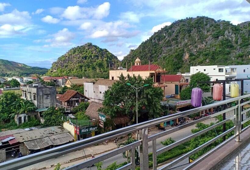 اتاق خانوادگی, Starlet Hotel Phong Nha