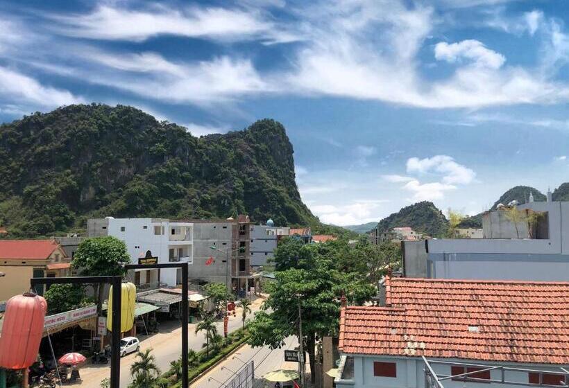 اتاق خانوادگی, Starlet Hotel Phong Nha
