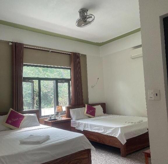 اتاق خانوادگی با چشمانداز کوه, Starlet Hotel Phong Nha
