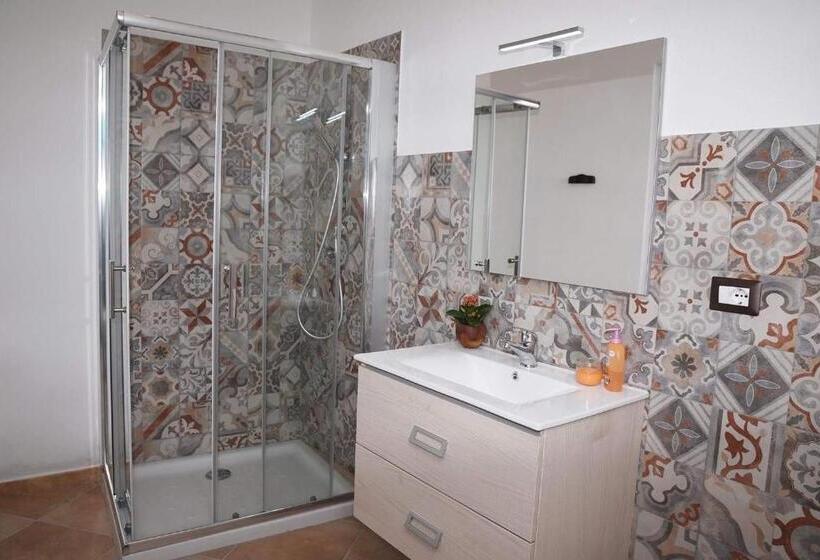 חדר סטנדרט, Centu Concas