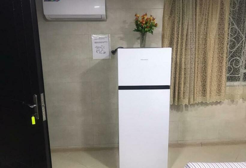 اتاق اکونومی, Guesthouse Batu