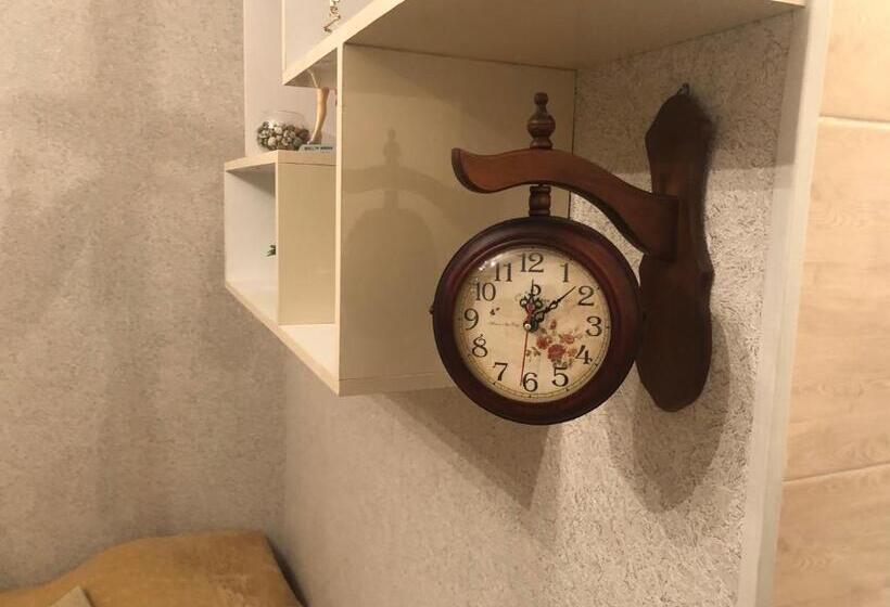 اتاق اکونومی, Guesthouse Batu