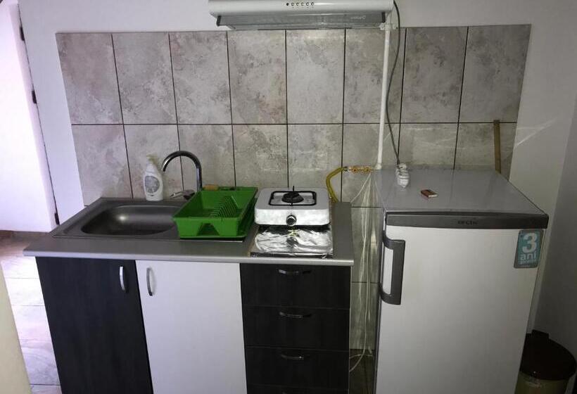 스탠다드 스튜디오 (테라스구비), Villa Cristina