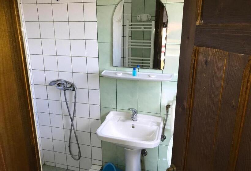 스탠다드 스튜디오 (테라스구비), Villa Cristina