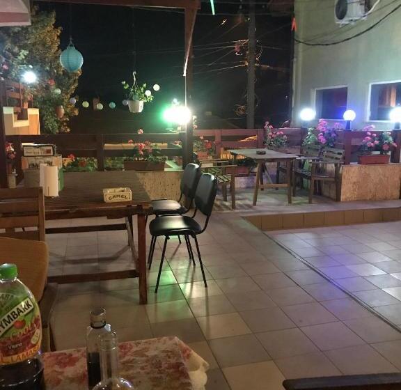 침실 2개 아파트, Villa Cristina