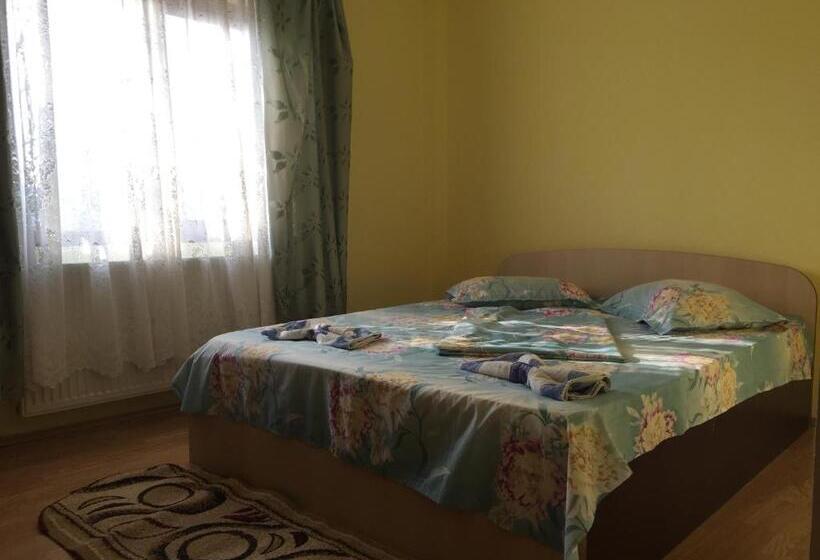 침실 3개 아파트, Villa Cristina