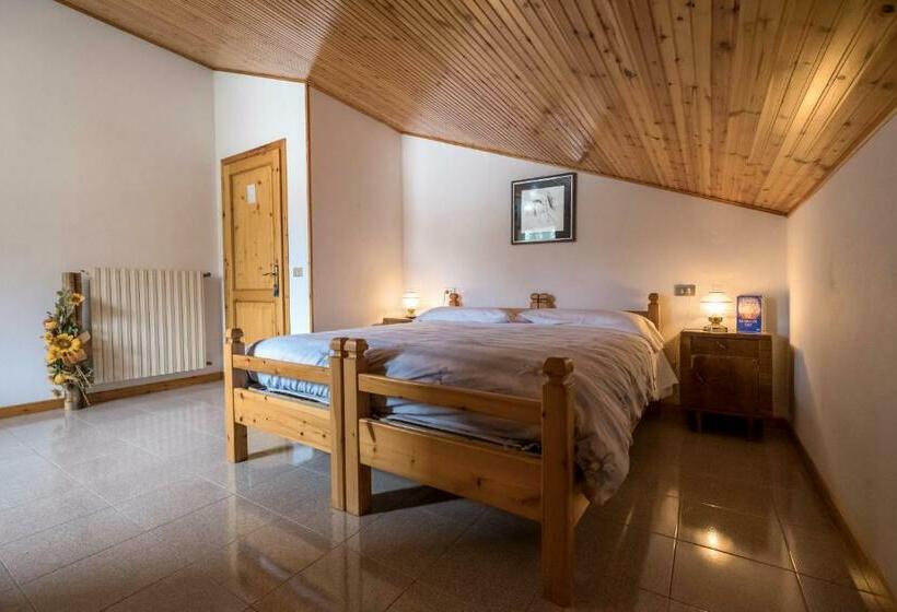 חדר סטנדרט לשלושה, B&b Fam. Acciai