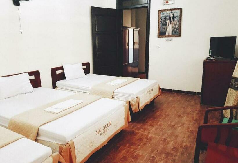 اتاق استاندارد چهار تخته, Khách Sạn Hồ Gươm