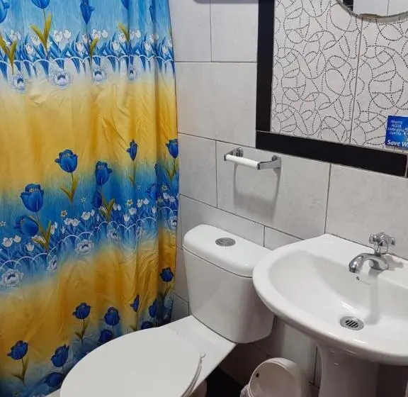 اتاق لوکس, Hostal Bryana Inn Baños