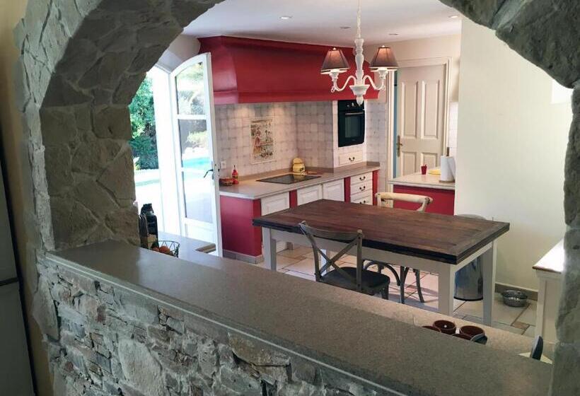 テラス付きスタンダードルーム, Le Champmazet