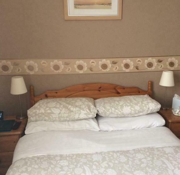 اتاق استاندارد با چشمانداز باغ, The Whiteley