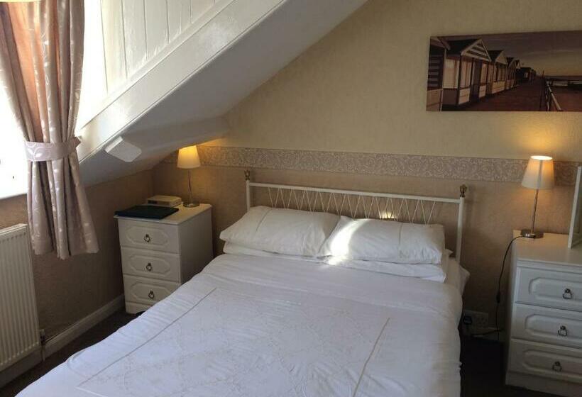 اتاق استاندارد با چشمانداز دریا, The Whiteley