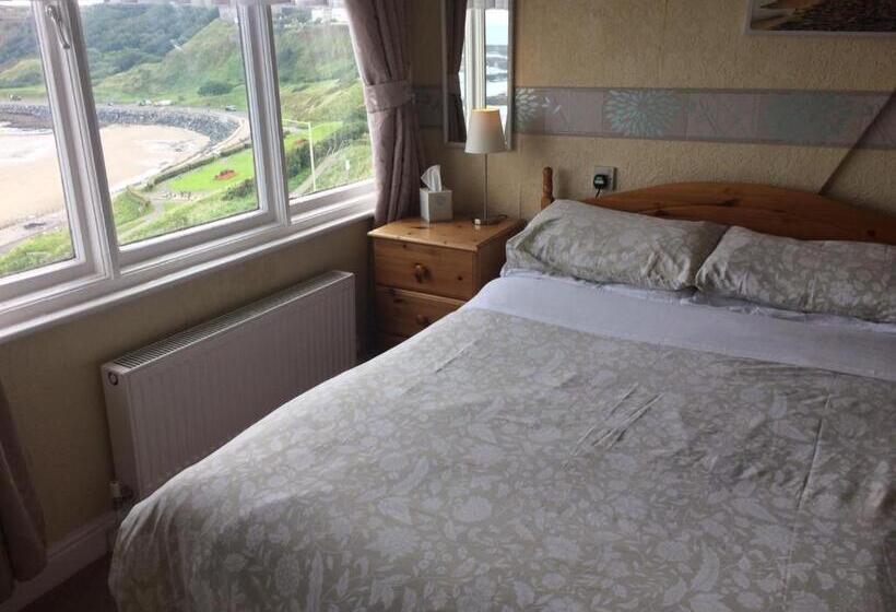 اتاق استاندارد با چشمانداز دریا, The Whiteley