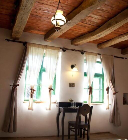 غرفة كومفورت ثلاثية, Casa Cu Zorele, Crit 189