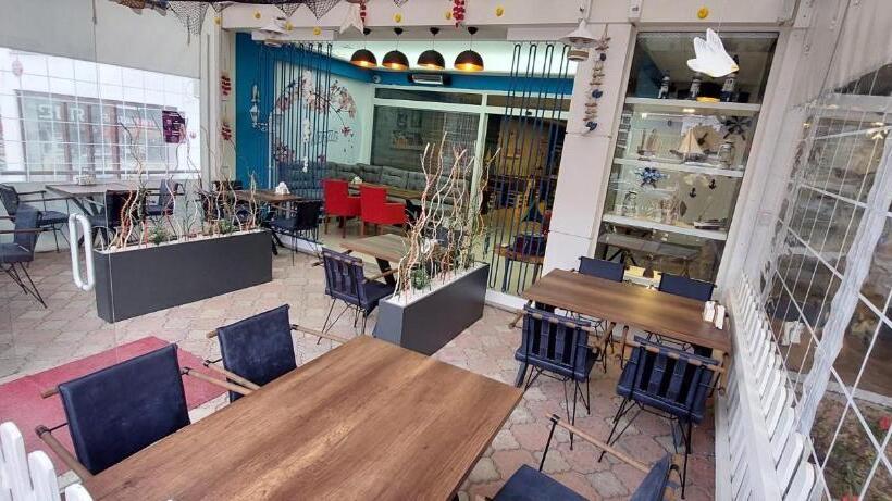 اتاق اکونومی, Trabzon Asel Suite Otel