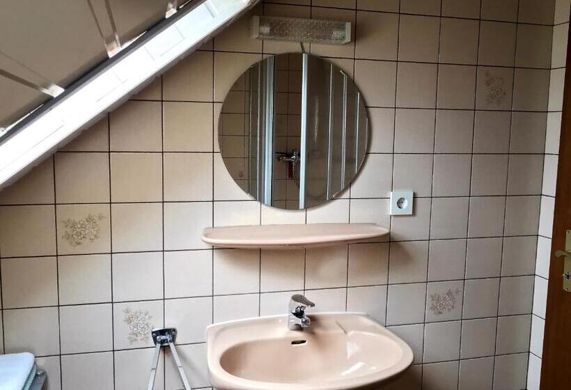 Standard room with outdoor bath, Gästehaus Hoffmann