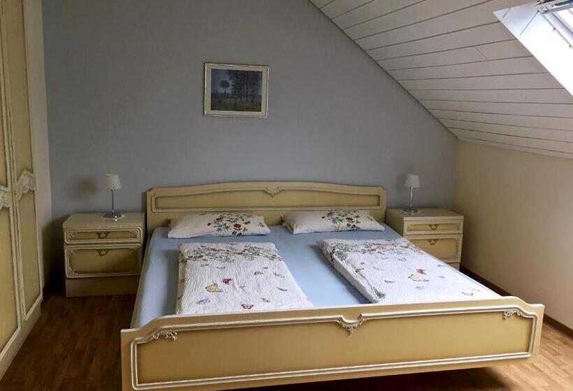 Standard room with outdoor bath, Gästehaus Hoffmann