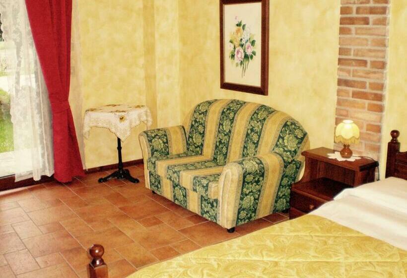 스탠다드 룸 풀장 전망, Tinello San Urbano