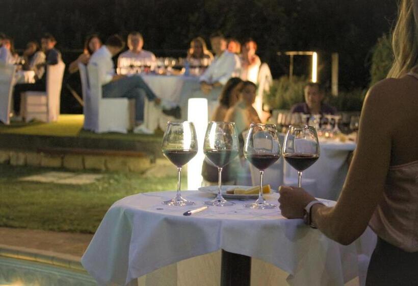 스탠다드 룸 풀장 전망, Tinello San Urbano