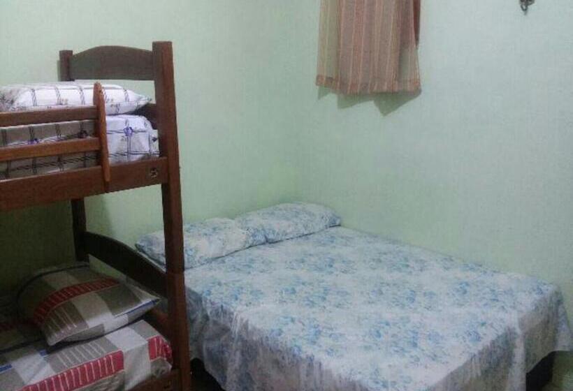 اتاق استاندارد چهار تخته, Toraryca