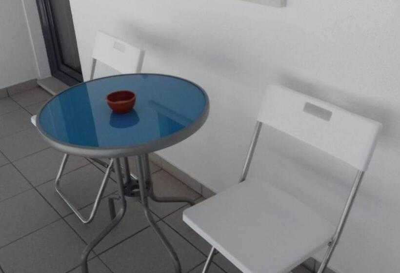 Perhehuone Jaettu Kylpyhuone, Vivenda Valverde