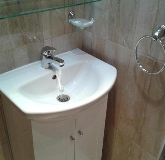 2ベッドルームアパートメント, Seasons 3