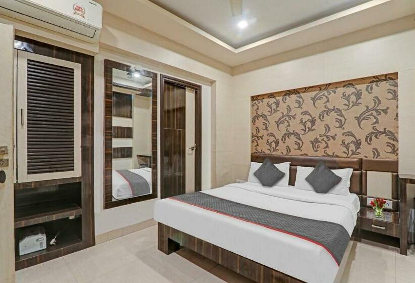 Трехместный Номер Deluxe, Townhouse 1182 Hotel Tirupati Galaxy