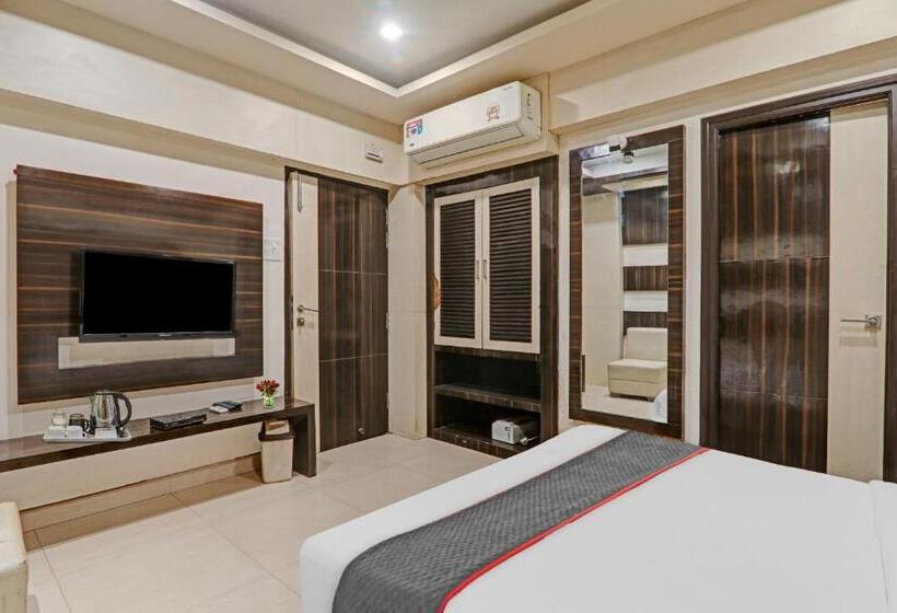 Трехместный Номер Deluxe, Townhouse 1182 Hotel Tirupati Galaxy