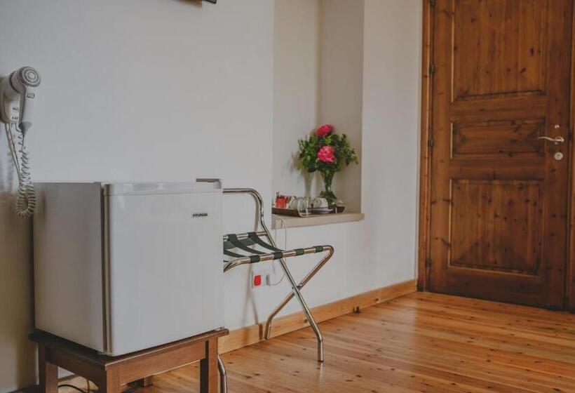 スタンダードルーム, Alkisti City