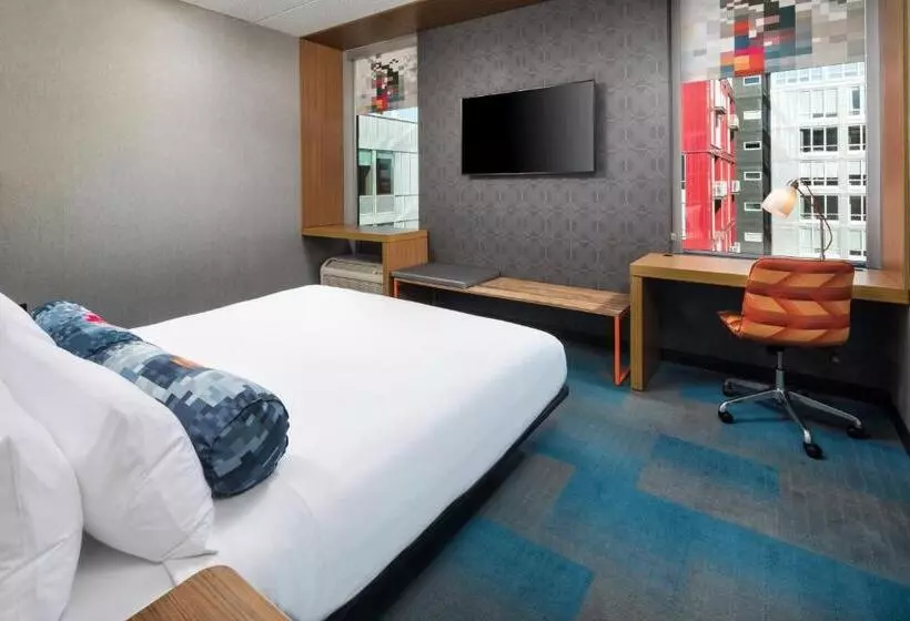 キングサイズベッドのスタンダードルーム, Aloft Minneapolis