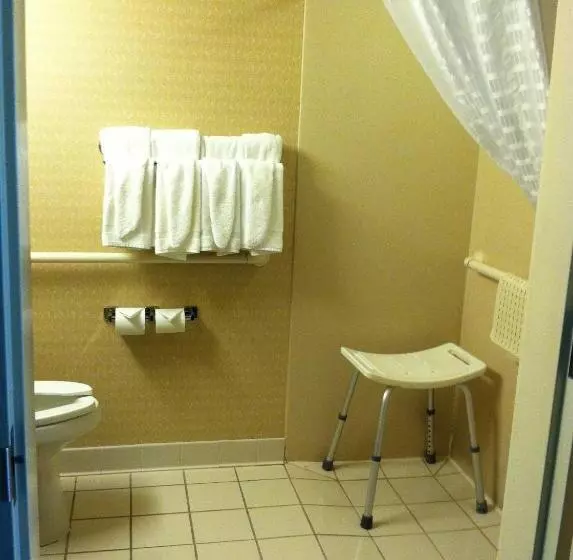 身障者適用スタンダードルーム, Country Inn & Suites By Radisson, Fredericksburg South I 95 , Va