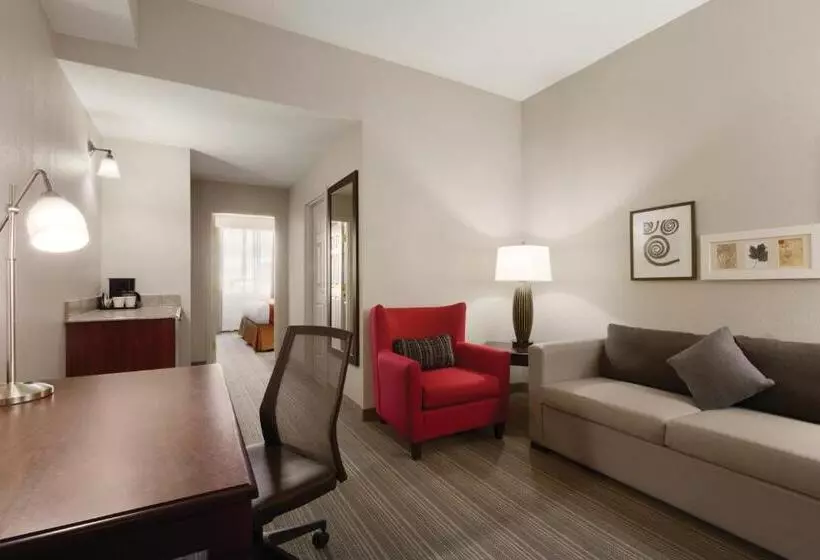 キングサイズベッドのジュニアスイート, Country Inn & Suites By Radisson, St. Petersburg  Clearwater, Fl
