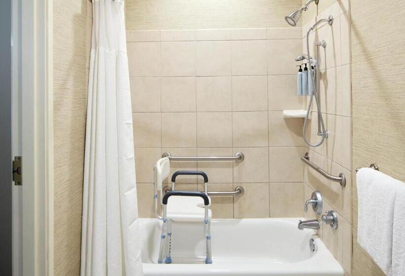 장애인을 위한 킹사이즈 침대 스탠다드 룸, Courtyard Charleston Mount Pleasant