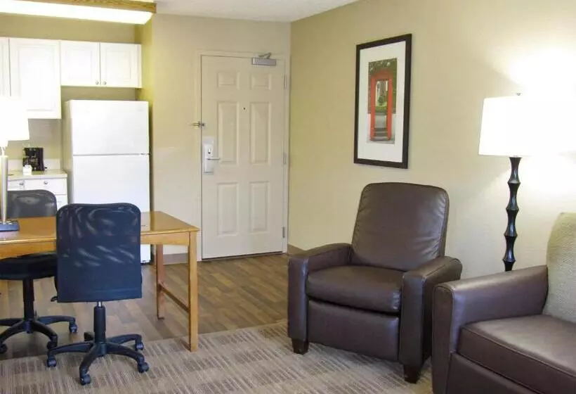 デラックススタジオ, Extended Stay America Suites  Greensboro  Airport