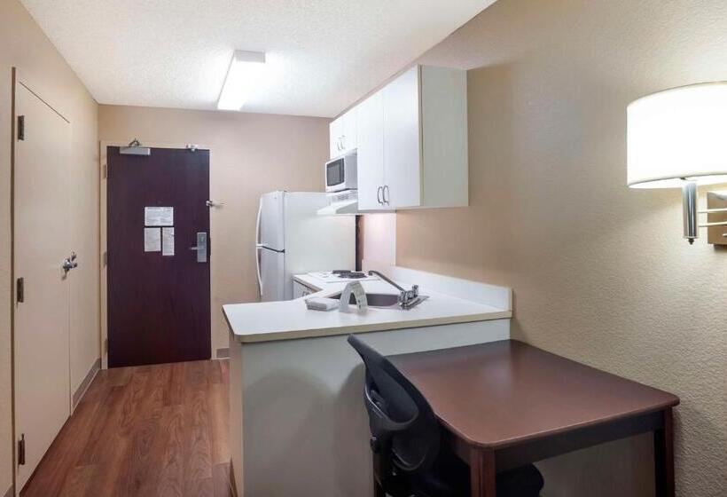 Студия Стандарт, Extended Stay America Suites San Diego Mission Valley Stadium