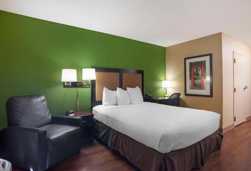 Студия Стандарт, Extended Stay America Suites San Diego Mission Valley Stadium