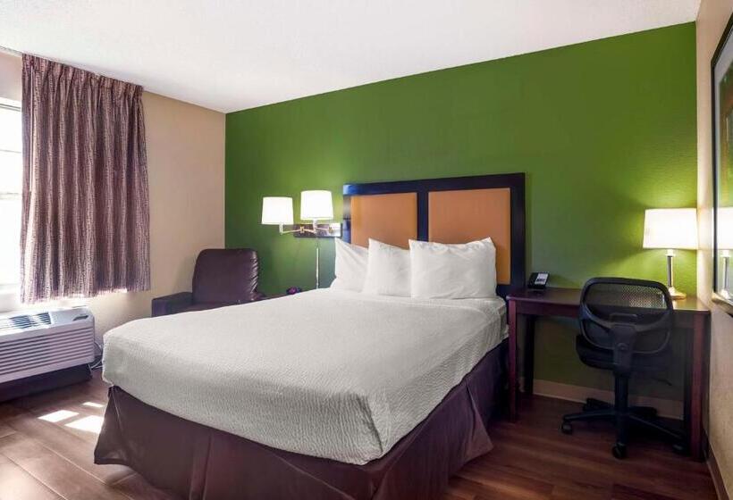 Студия Стандарт, Extended Stay America Suites San Diego Mission Valley Stadium