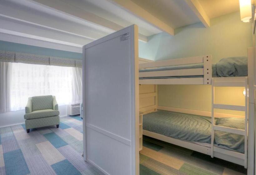 Люкс Кровать Кинг, Holiday Inn Resort Jekyll Island, An Ihg