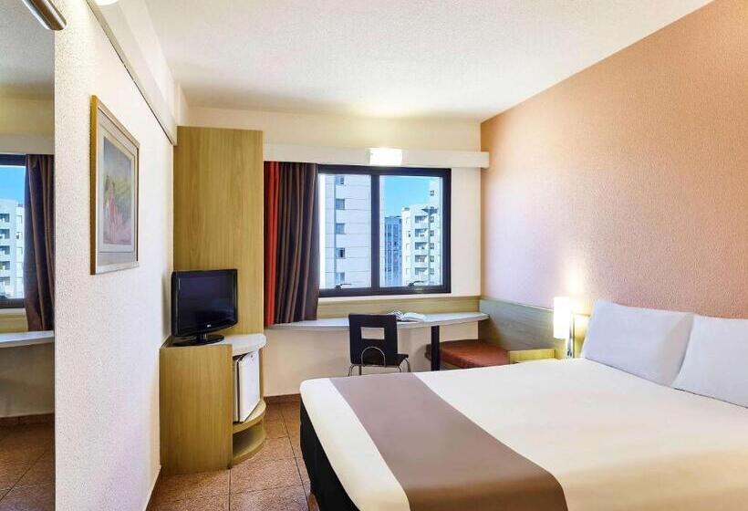 Апартаменты 1 Спальня, Ibis Taubate