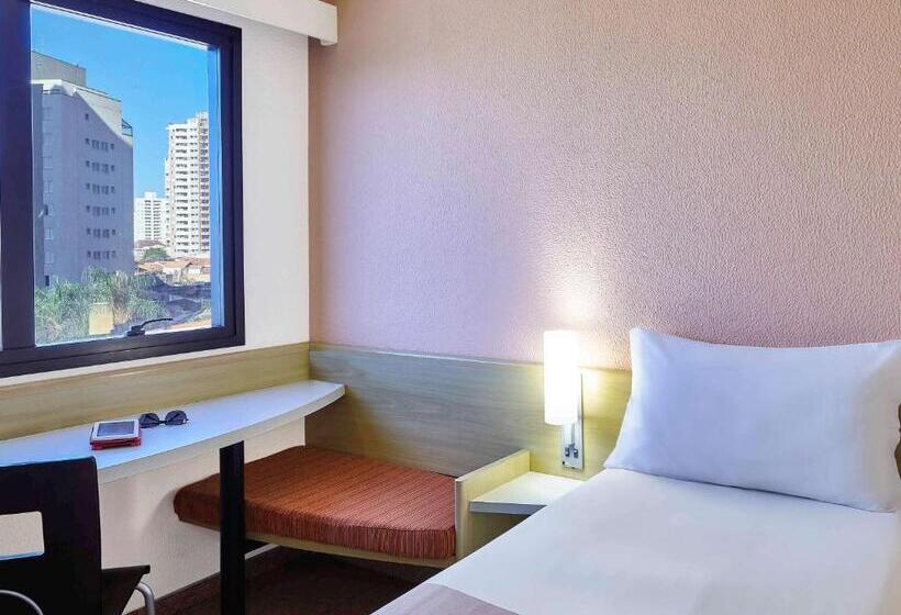 Номер Стандарт, Ibis Taubate