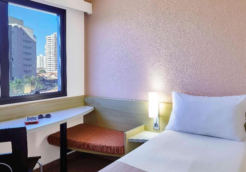 Апартаменты 1 Спальня, Ibis Taubate